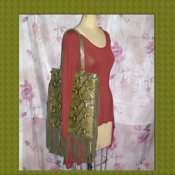 NWOT Via Repubblica Olive Green Reptile Leather Bag w/Fringe - Picture 1 of 10
